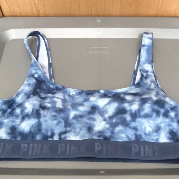 Victoria secret lightly lined size large sports bra - Picture 1 of 4